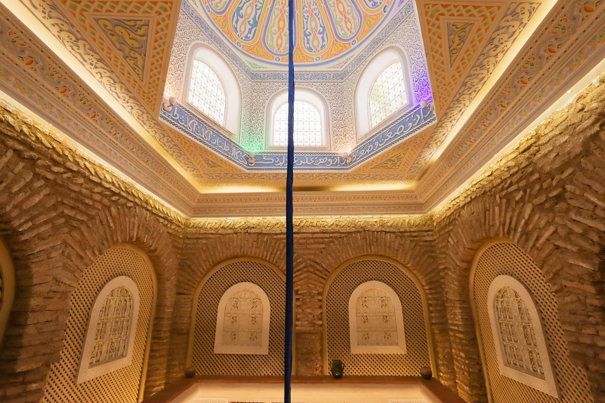 Riad Palais Des Princesses & Spa Marrakesh Exterior foto The interior of the mosque