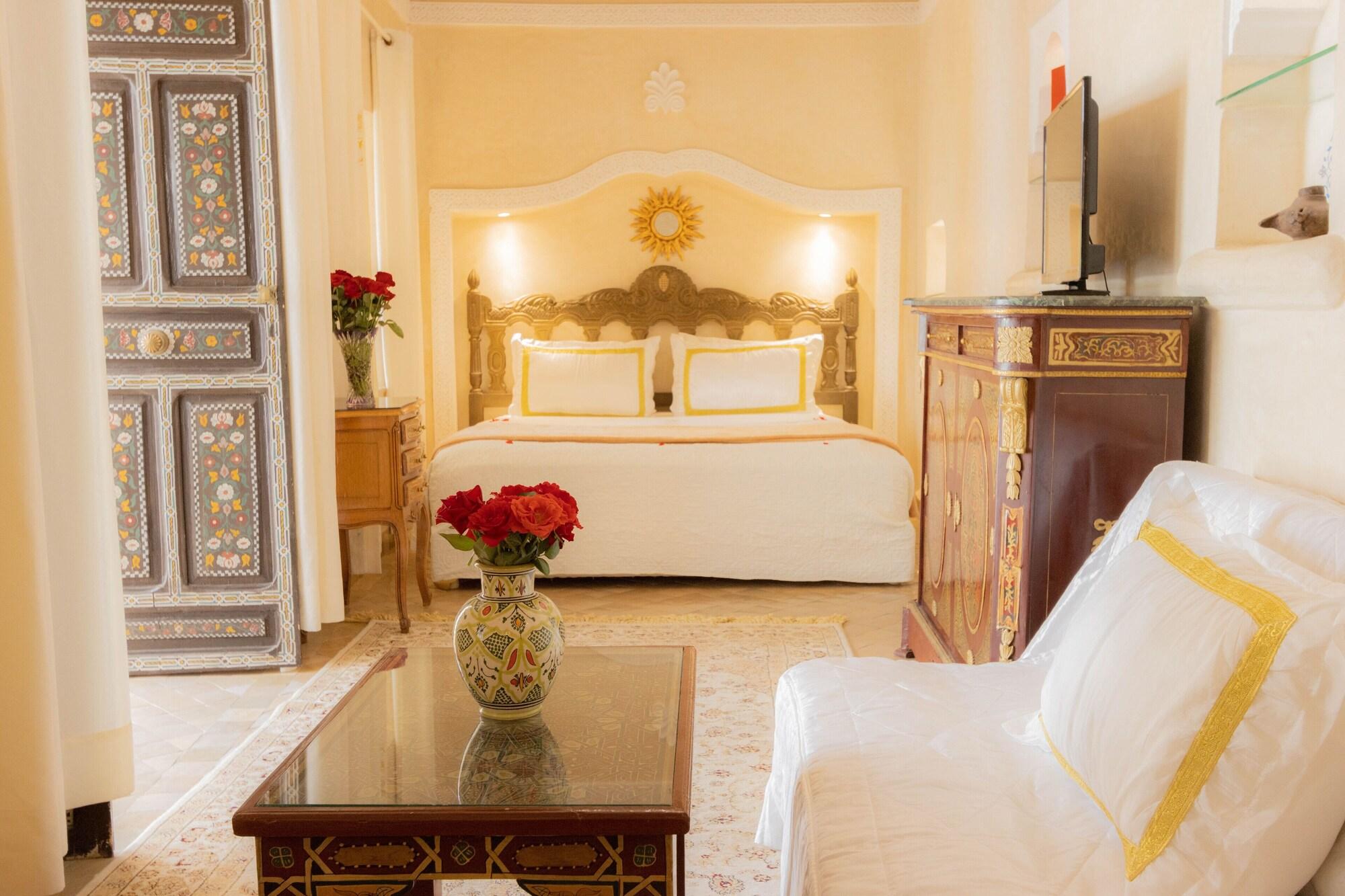 Riad Palais Des Princesses & Spa Marrakesh Exterior foto A room at the hotel