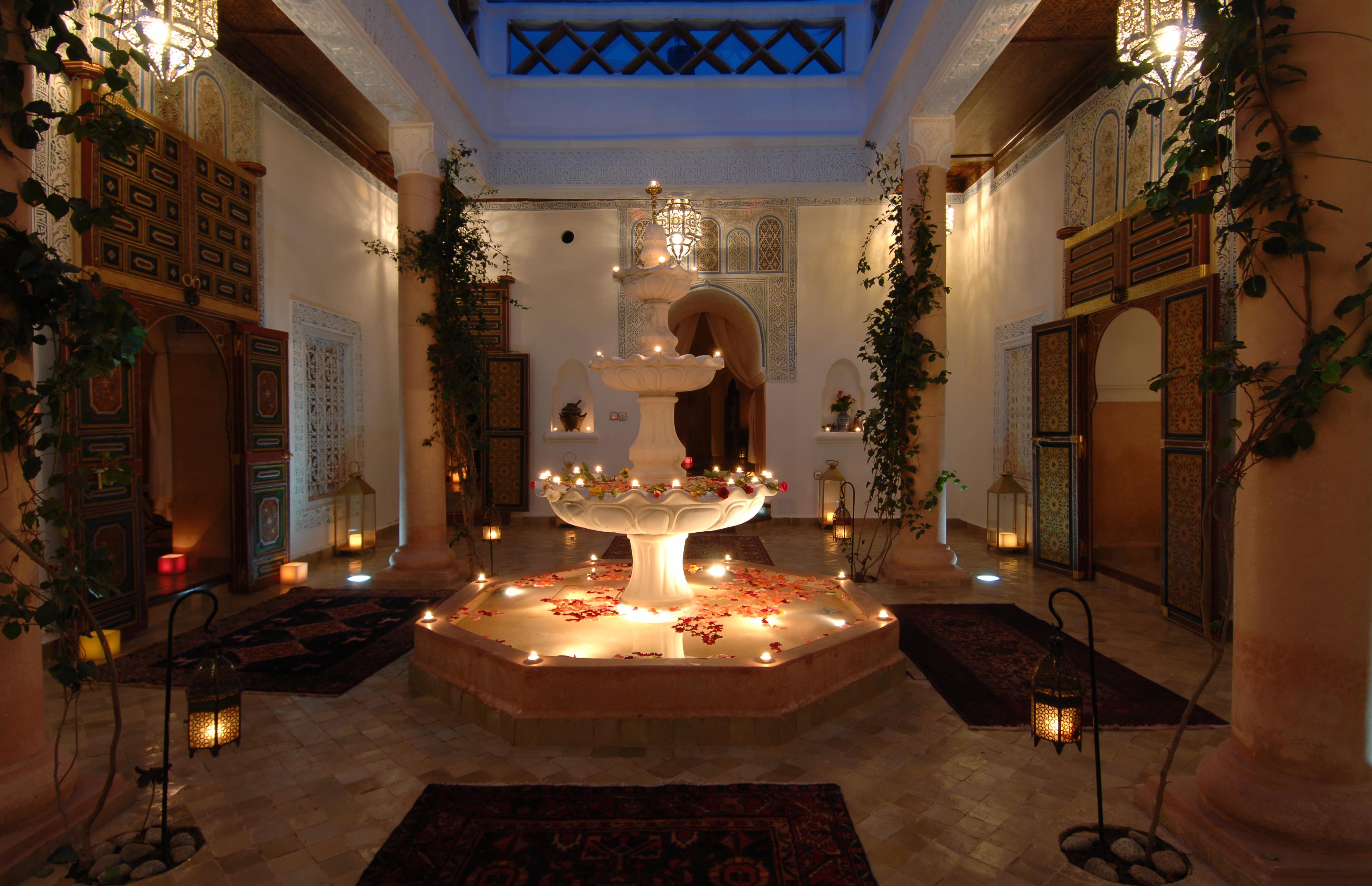 Riad Palais Des Princesses & Spa Marrakesh Exterior foto The interior of the hotel
